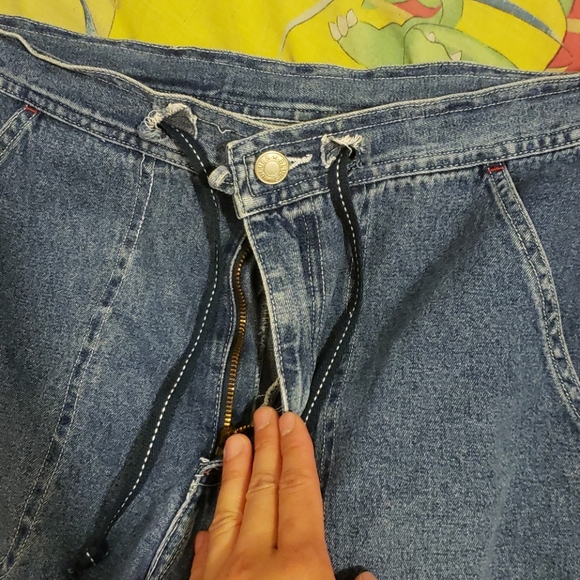 Vintage size S Adriana sport capri jeans - Picture 5 of 6